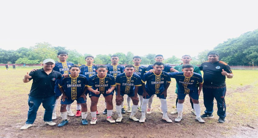 Awik Loni Menggila! SMAPAN FC Hajar Satar Gising FC 3–0